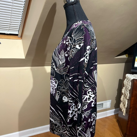 Women’s medium top - Picture 2 of 6